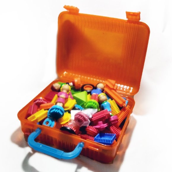 Bristle Blocks-Interlocking Stem Building Blocks-Over 70 Pieces-Case-Family/Pet - Picture 2 of 7